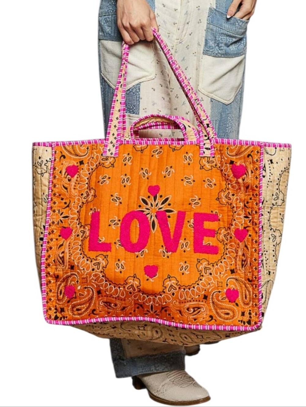 POL Clothing LOVE Bandana Quilted Tote Bag - Picture 2 of 16